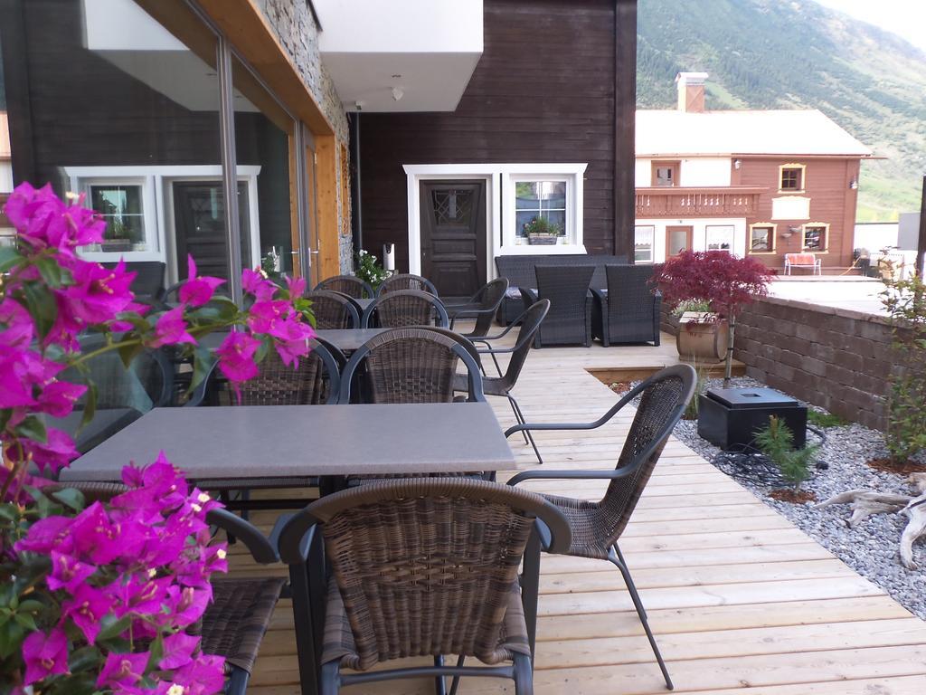 Alpinhotel Monte Superior - Silvretta Card Premium Betrieb Galtuer Exterior photo