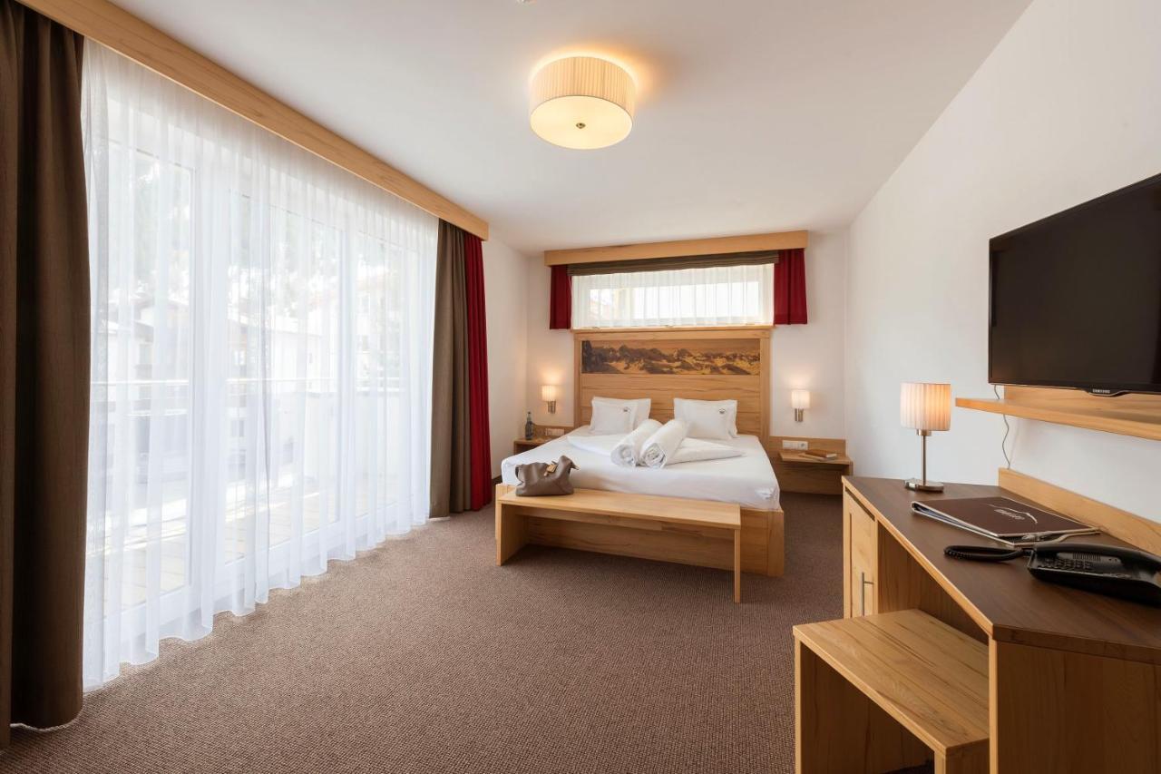Alpinhotel Monte Superior - Silvretta Card Premium Betrieb Galtuer Exterior photo